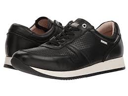 patent leather men's shoes